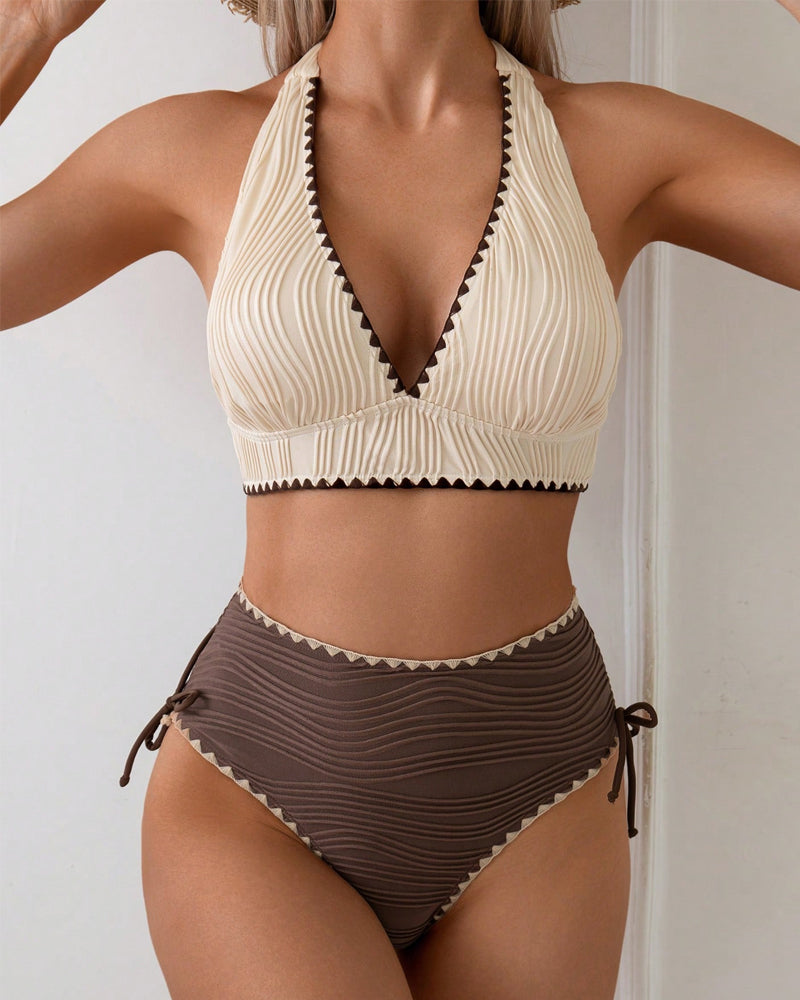 Bikini Conjunto de Dos Piezas con Cuello Halter y Diseño de Color Cont