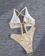 Diseño de Bikini con Cierre Metálico