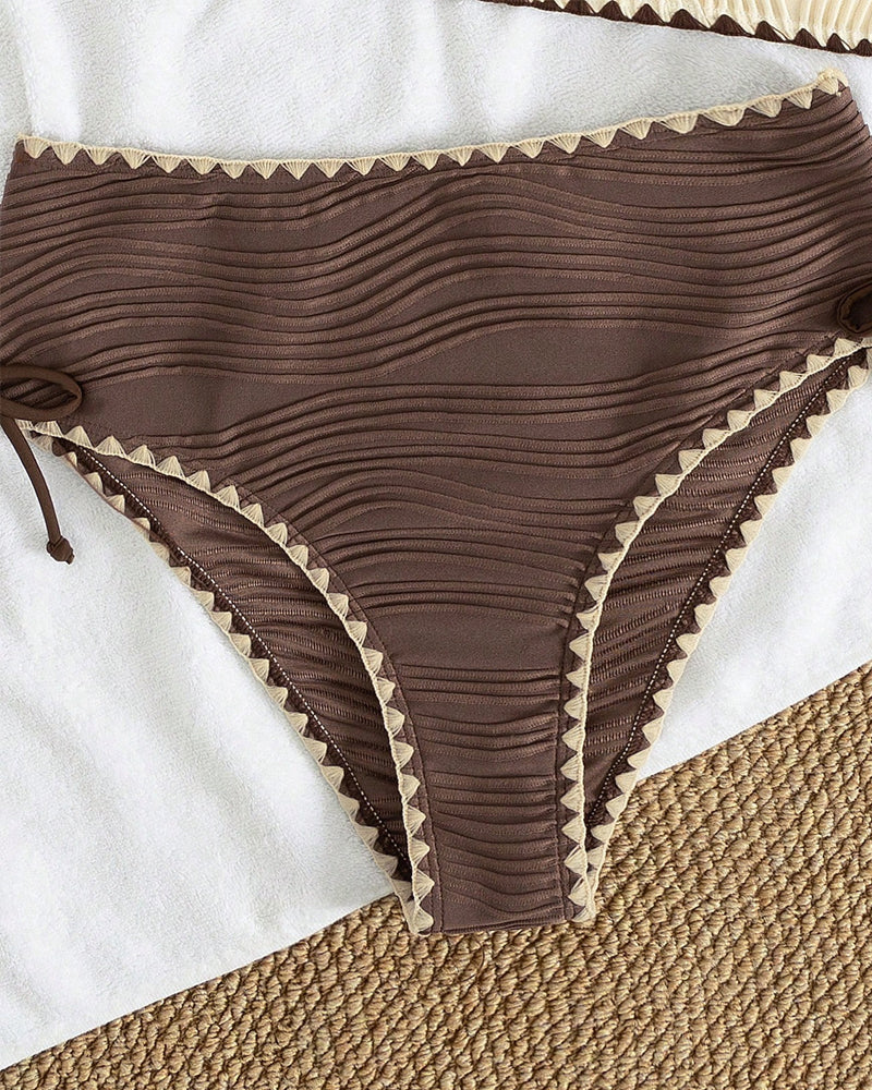 Bikini Conjunto de Dos Piezas con Cuello Halter y Diseño de Color Cont