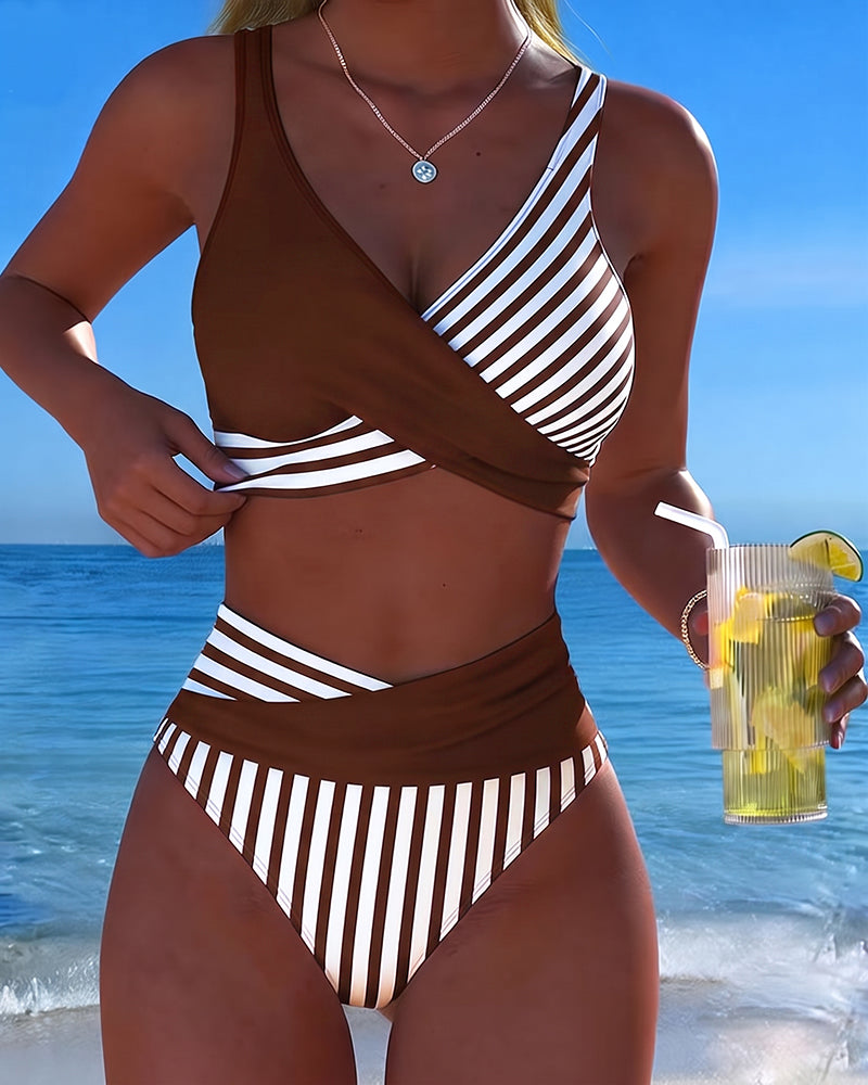 Bikini de Rayas Cruzadas Impresas